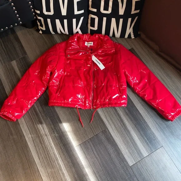 Vigoss Glossy Red Puffer Jacket - Picture 9 of 9